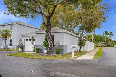 4444 SW 72nd Ter, Davie, FL 33314 - Photo 20