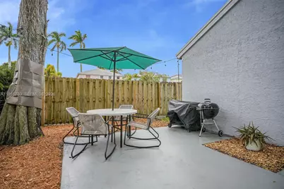 4444 SW 72nd Ter, Davie, FL 33314 - Photo 24