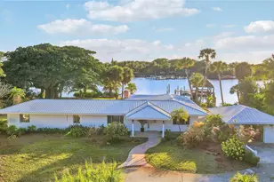 19655 Riverside Dr, Jupiter, FL 33469 - Photo 12