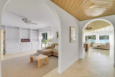 19655 Riverside Dr, Jupiter, FL 33469 - Photo 14