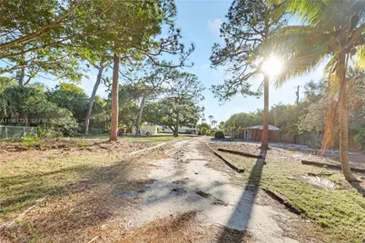 19655 Riverside Dr, Jupiter, FL 33469 - Photo 38