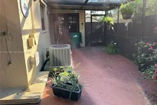 12713 SW 70th Ln, Miami, FL 33183 - Photo 10