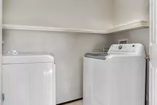 9751 E Bay Harbor Dr, Bay Harbor Islands, FL 33154 - Photo 52