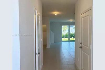 363 SE Crossoak Ln, Port Saint Lucie, FL 34984 - Photo 4