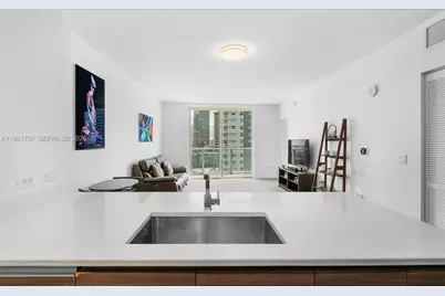 1100 S Miami Ave #1602, Miami, FL 33130 - Photo 16
