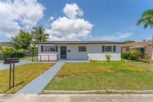 11711 SW 181st Terrace, Miami, FL 33177 - Photo 2