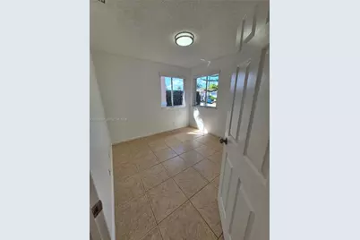 16955 SW 142nd Pl, Miami, FL 33177 - Photo 18