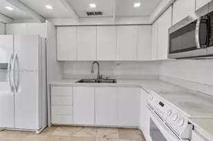 900 Bay Dr, Miami Beach, FL 33141 - Photo 6