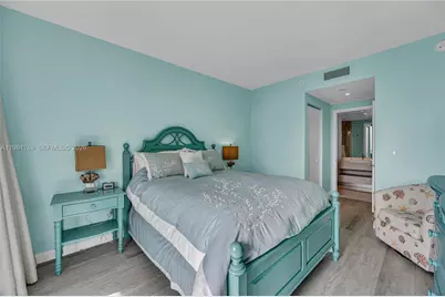 55 SW 9th St #4004, Miami, FL 33130 - Photo 26