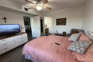 1717 Whitehall Dr, Davie, FL 33324 - Photo 14