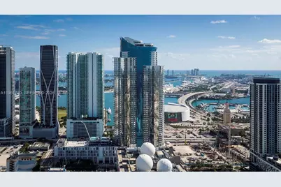 851 NE 1st Ave #3212, Miami, FL 33132 - Photo 2