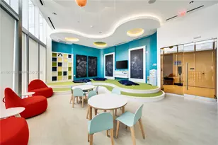 851 NE 1st Ave, Miami, FL 33132 - Photo 26