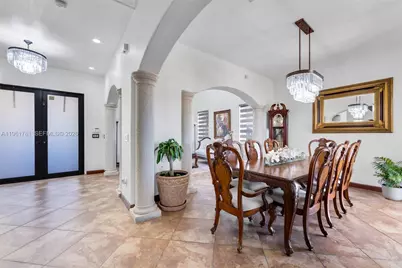 18091 NW 87th Ct, Hialeah, FL 33018 - Photo 10