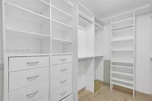 18151 NE 31st Ct, Aventura, FL 33160 - Photo 32