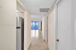 18151 NE 31st Ct, Aventura, FL 33160 - Photo 6