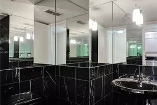 18151 NE 31st Ct, Aventura, FL 33160 - Photo 26