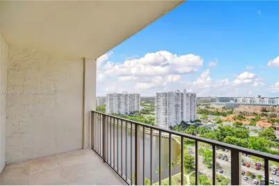 18151 NE 31st Ct #PH-208, Aventura, FL 33160 - Photo 2