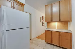 6901 Altamira St, Coral Gables, FL 33146 - Photo 14