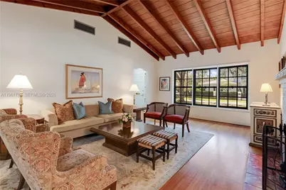 6901 Altamira St, Coral Gables, FL 33146 - Photo 6