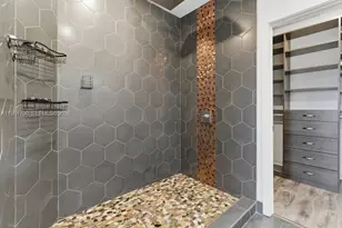 913 NW 45th Terrace, Plantation, FL 33317 - Photo 10