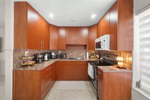 1166 W 24th St, Hialeah, FL 33010 - Photo 24