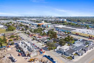 1166 W 24th St, Hialeah, FL 33010 - Photo 40