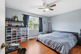 8630 SW 3rd St, Pembroke Pines, FL 33025 - Photo 12