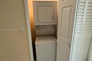 2900 SE 17th Ave, Homestead, FL 33035 - Photo 8