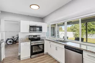 4709 Washington St, Hollywood, FL 33021 - Photo 10