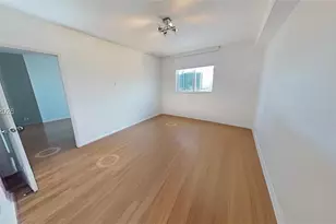 275 NE 18th St, Miami, FL 33132 - Photo 22