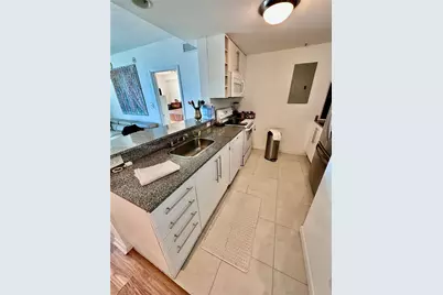 275 NE 18th St #1705, Miami, FL 33132 - Photo 16