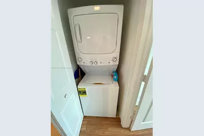 275 NE 18th St #1705, Miami, FL 33132 - Photo 20