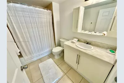 275 NE 18th St #1705, Miami, FL 33132 - Photo 30