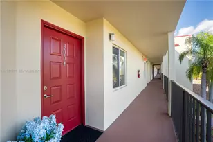 1600 SW 127th Way, Pembroke Pines, FL 33027 - Photo 28