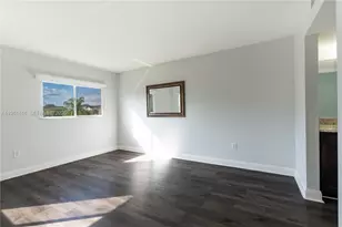 1600 SW 127th Way, Pembroke Pines, FL 33027 - Photo 14