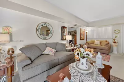 9401 SW 97th Ave, Miami, FL 33176 - Photo 10