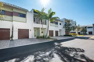 4480 NW 8th Pl, Plantation, FL 33317 - Photo 2