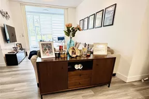 9725 NW 52nd St, Doral, FL 33178 - Photo 4