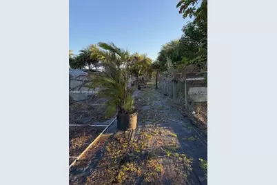 17450 SW 208th St, Miami, FL 33187 - Photo 4