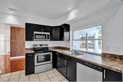 6617 Dahlia Dr, Miramar, FL 33023 - Photo 6