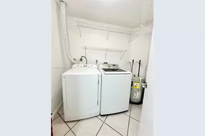 10237 NW 9th St Cir #210-4, Miami, FL 33172 - Photo 28