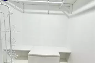 10237 NW 9th St Cir, Miami, FL 33172 - Photo 24