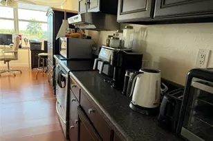 16546 NE 26th Ave, North Miami Beach, FL 33160 - Photo 12