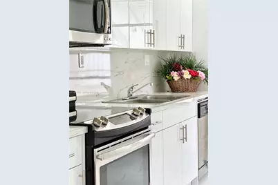 931 NW 35th Ave, Lauderhill, FL 33311 - Photo 8