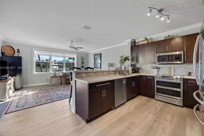 15910 SW 69th Ln, Miami, FL 33193 - Photo 10