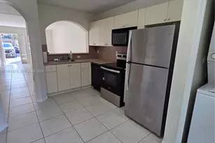 1251 SE 29th St, Homestead, FL 33035 - Photo 6