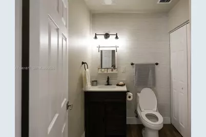19450 SW 125th Ave, Miami, FL 33177 - Photo 32