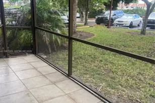 665 NE 195th St, Miami, FL 33179 - Photo 22