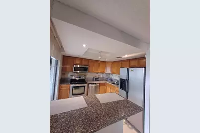 665 NE 195th St #119, Miami, FL 33179 - Photo 8