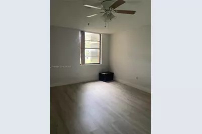 665 NE 195th St #119, Miami, FL 33179 - Photo 16